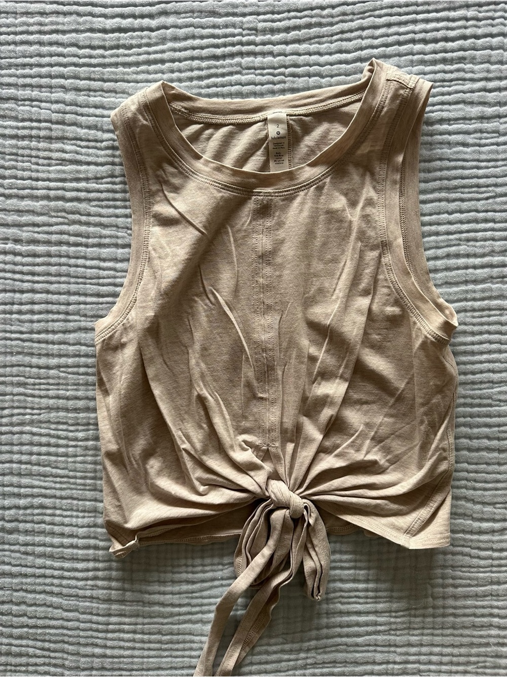Lululemon cropped tank